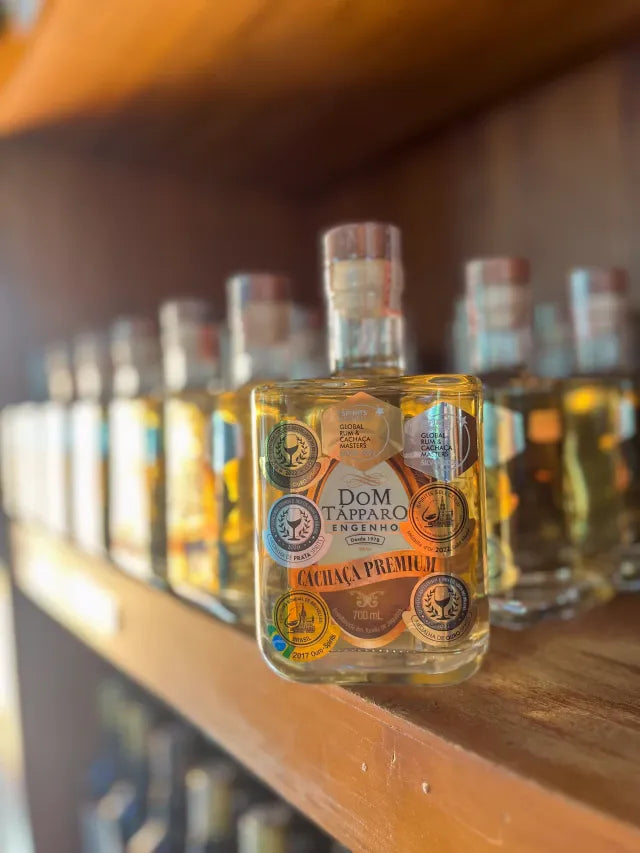 Cachaça Premium Jequitibá Dom Tápparo – 700ml