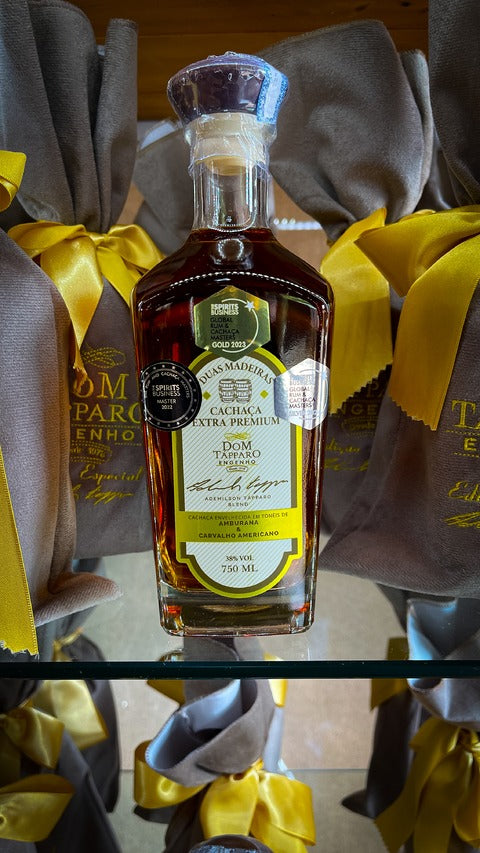 Cachaça Extra Premium Ademilson Tápparo Blend – 750ml